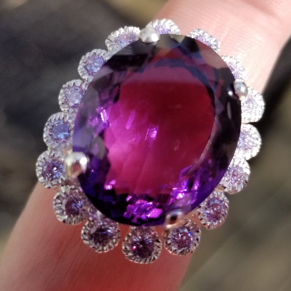 Stunning amethyst, 925 silver ring